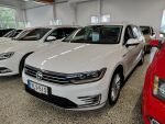 Volkswagen Passat 2018 Valkoinen