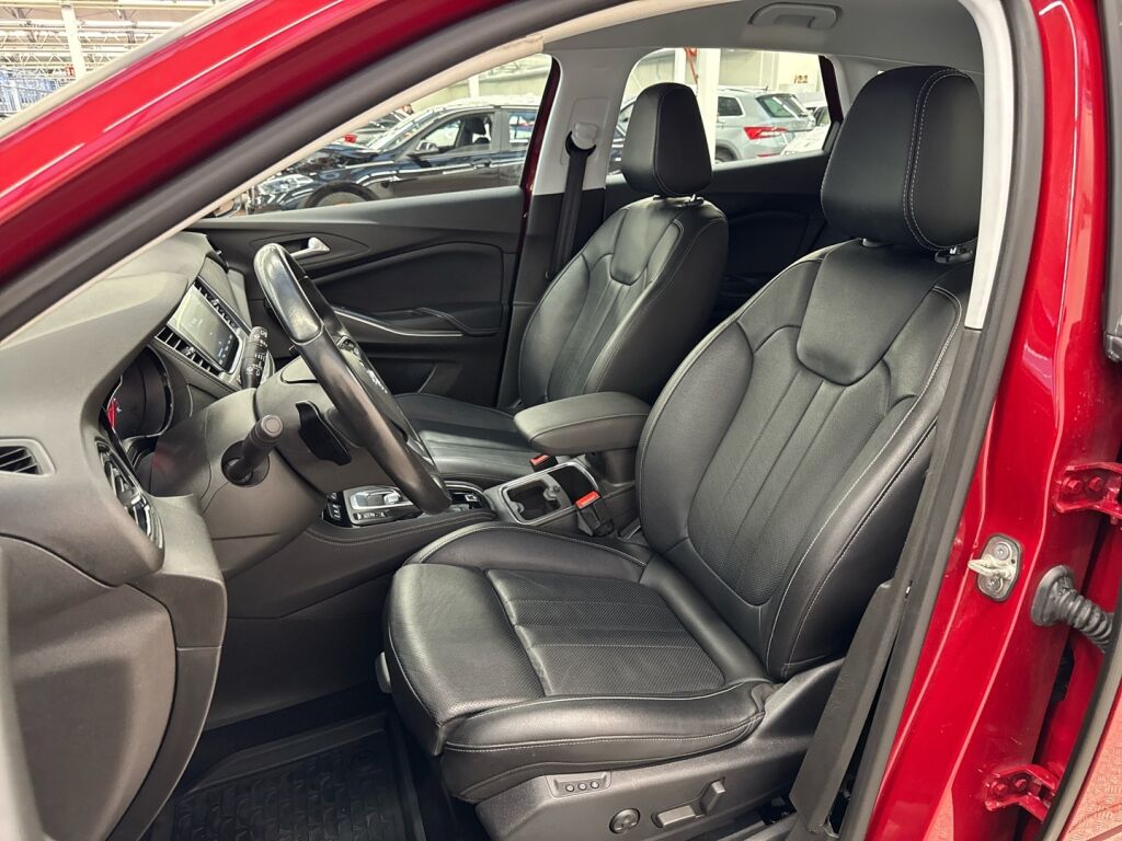 Opel Grandland X 2020 Punainen