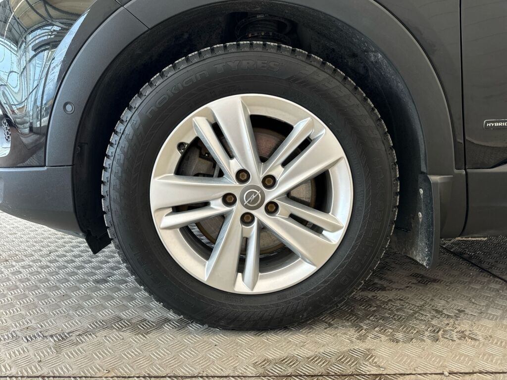 Opel Grandland X 2020 Musta