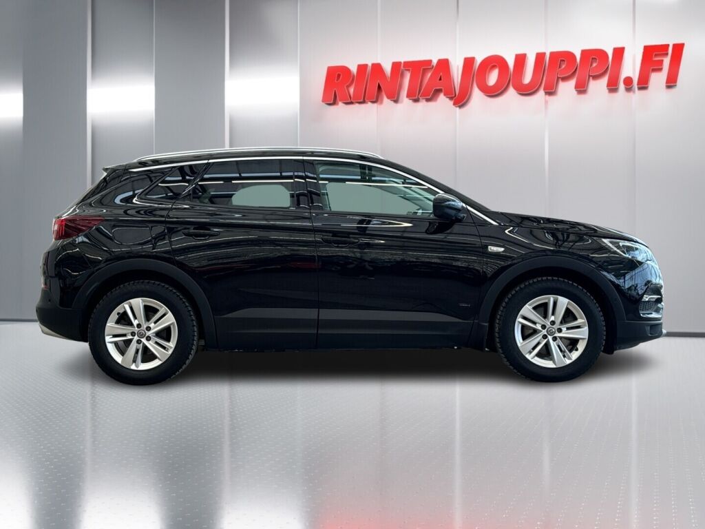 Opel Grandland X 2020 Musta