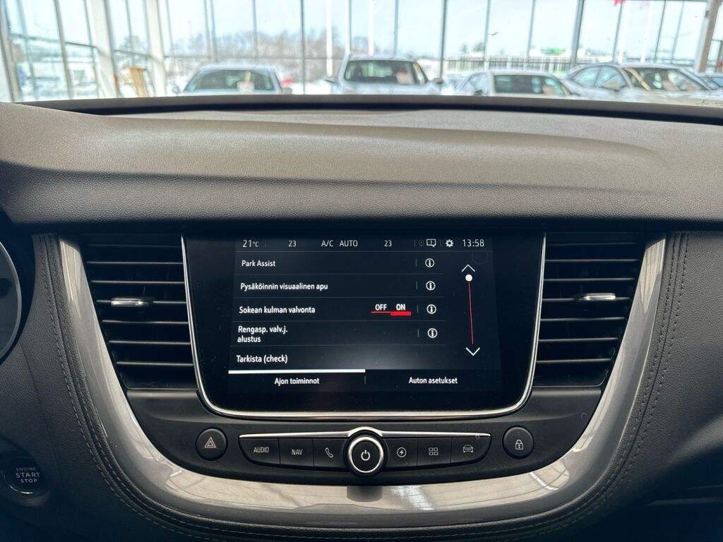 Opel Grandland X 2020 Musta