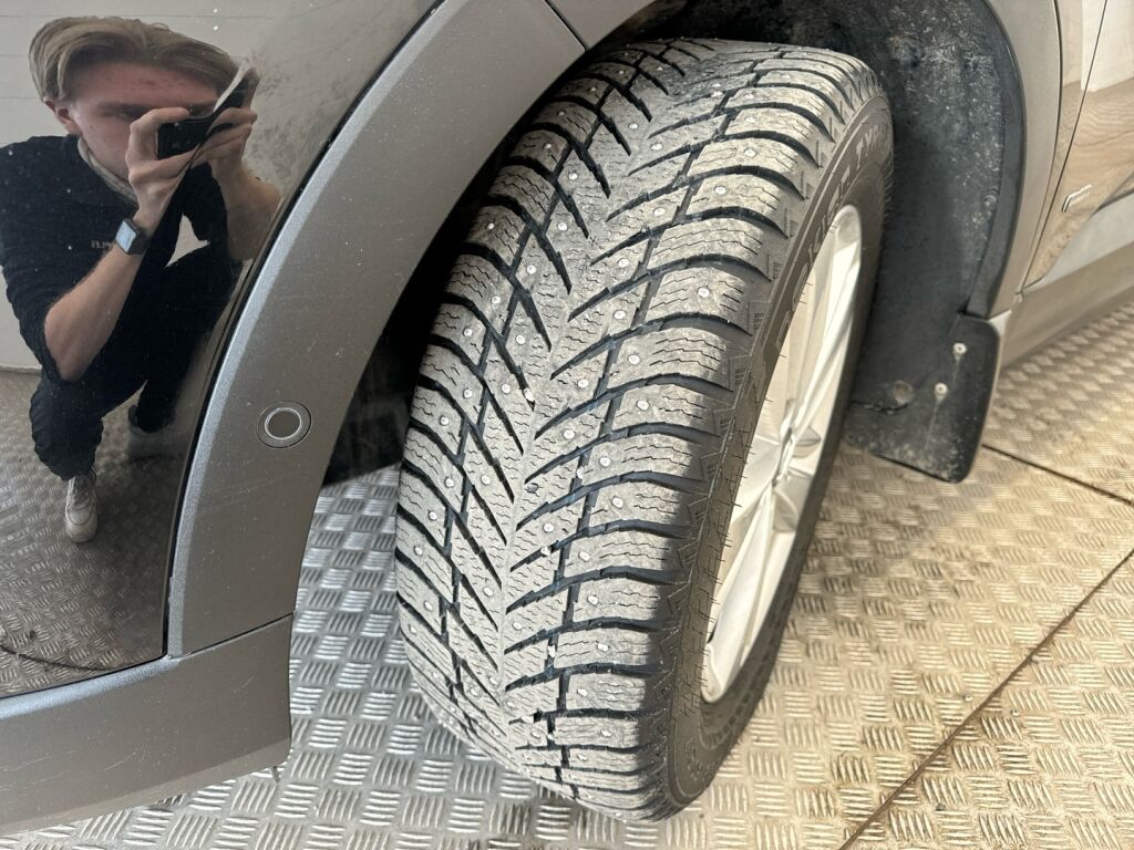 Opel Grandland X 2020 Musta