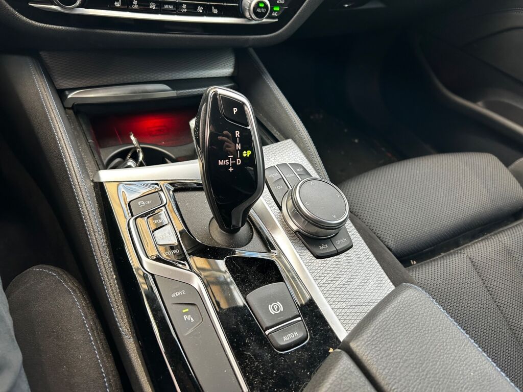 BMW 530 2020 Valkoinen