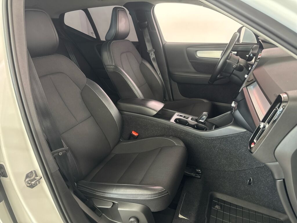 Volvo XC40 2020 Valkoinen