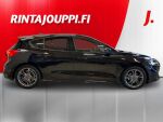 Ford Focus 2020 Musta