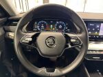 Skoda Octavia 2022 Valkoinen