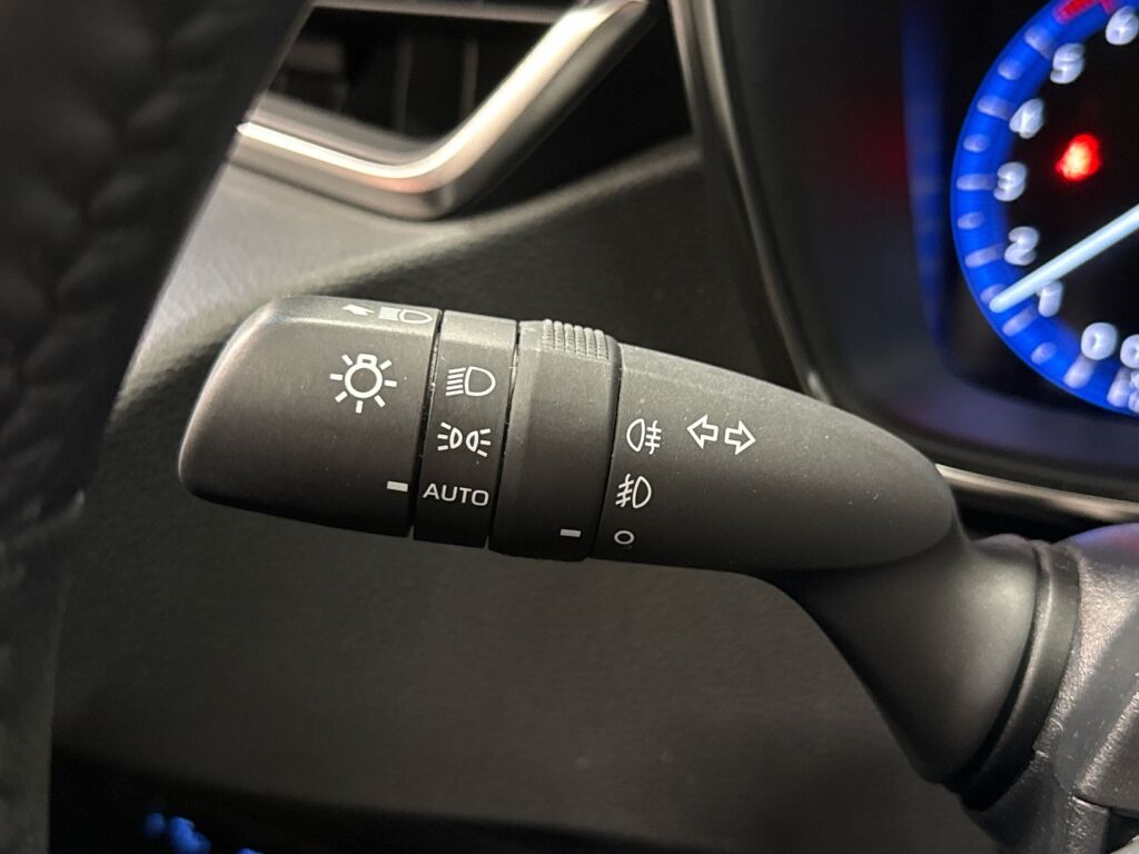 Toyota Corolla 2022 Valkoinen