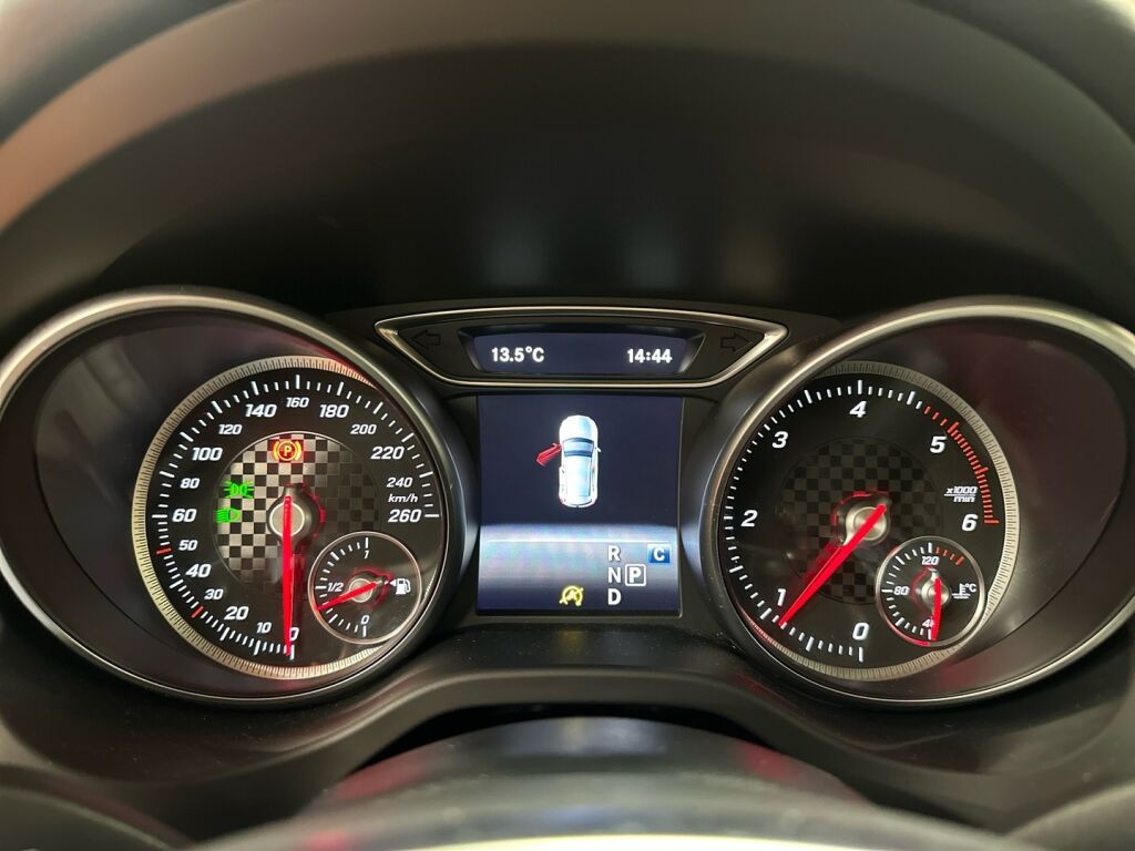 Mercedes-Benz A 2017 Musta