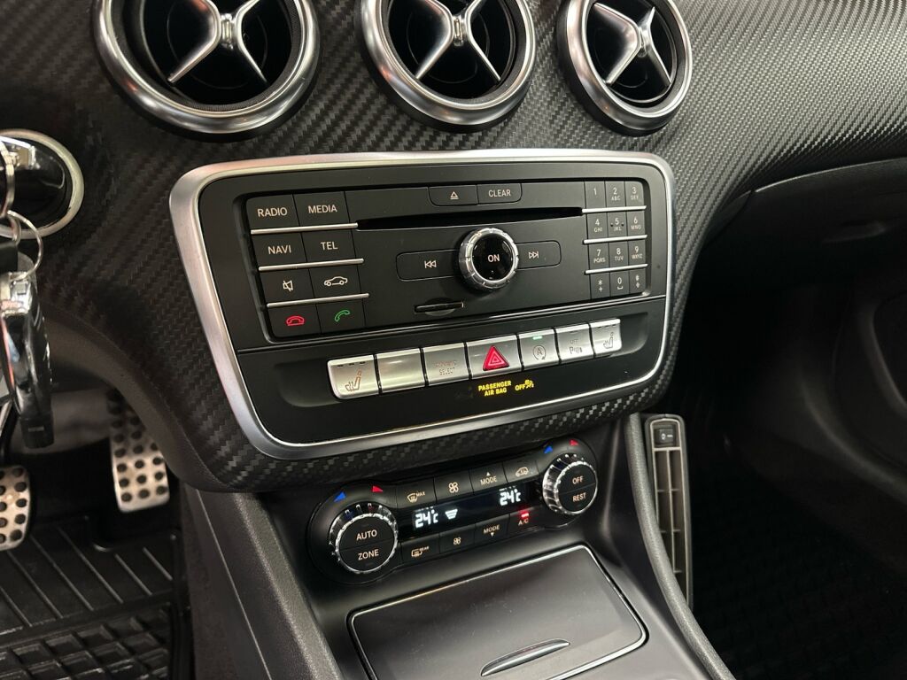 Mercedes-Benz A 2017 Musta