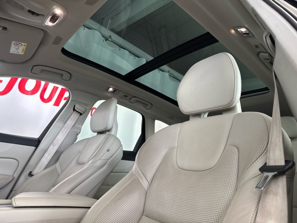 Volvo XC60 2018 Harmaa