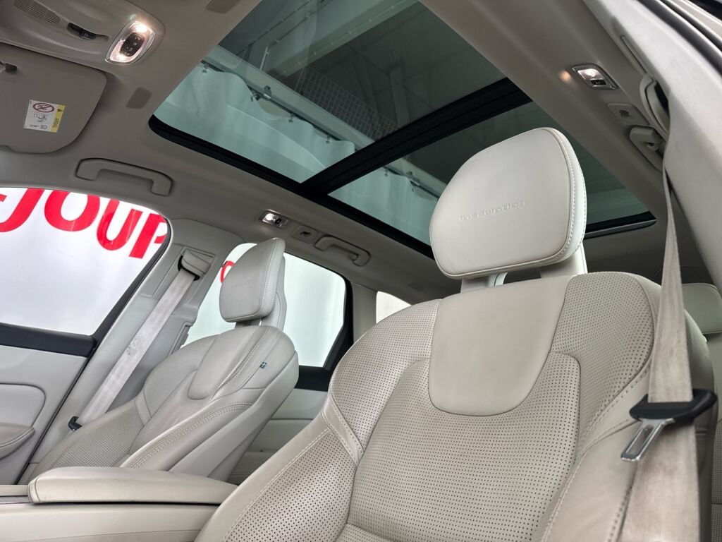 Volvo XC60 2018 Harmaa