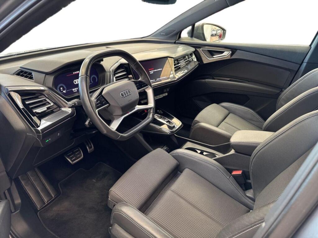 Audi Q4 e-tron 2022 Harmaa