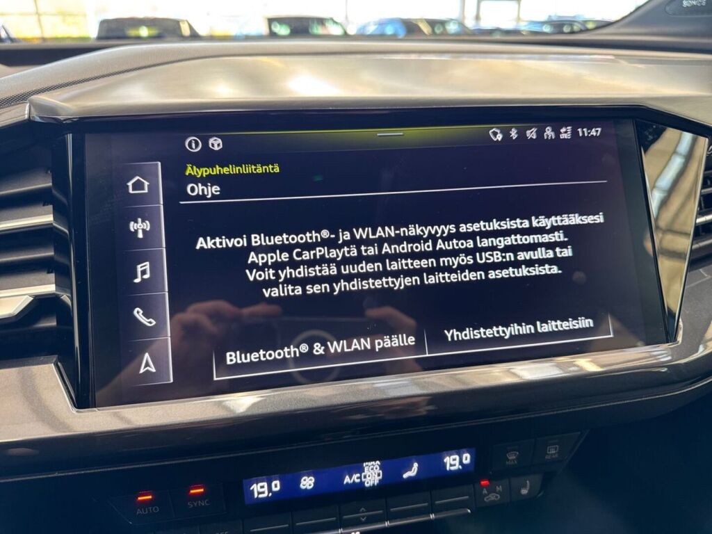 Audi Q4 e-tron 2022 Harmaa