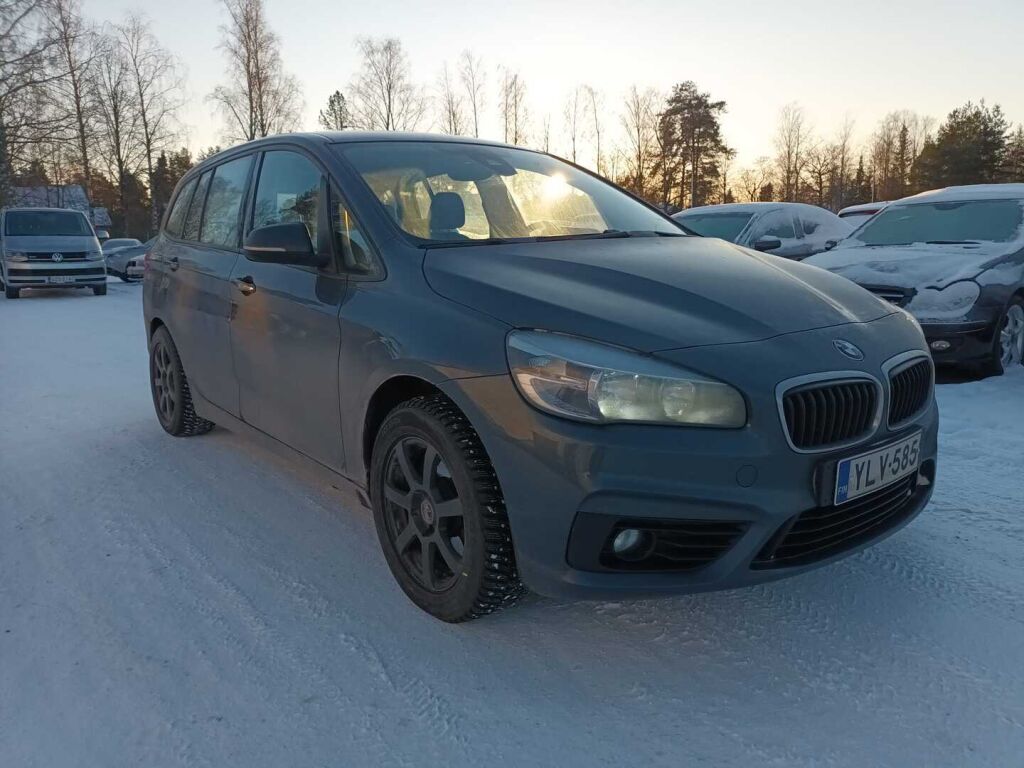 BMW 218 2016 Harmaa