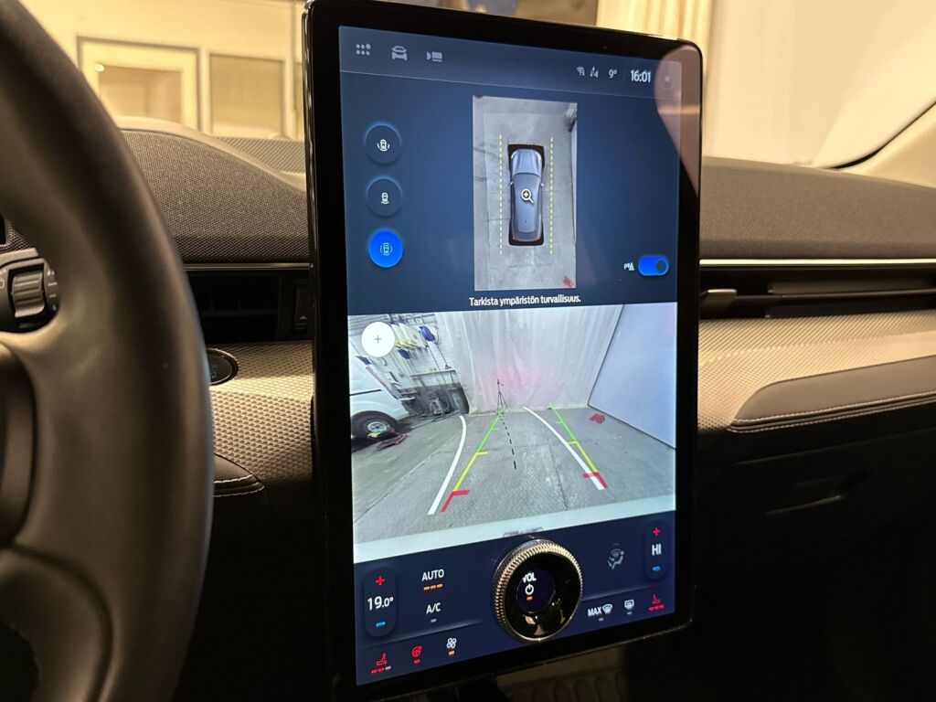 Ford Mustang Mach-E 2022 Valkoinen