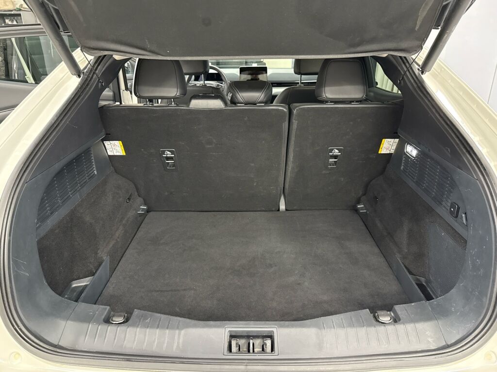 Ford Mustang Mach-E 2022 Valkoinen