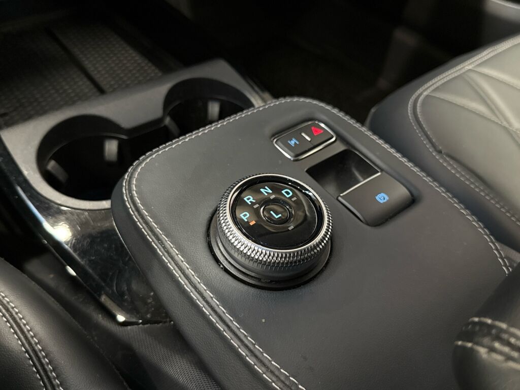 Ford Mustang Mach-E 2022 Valkoinen