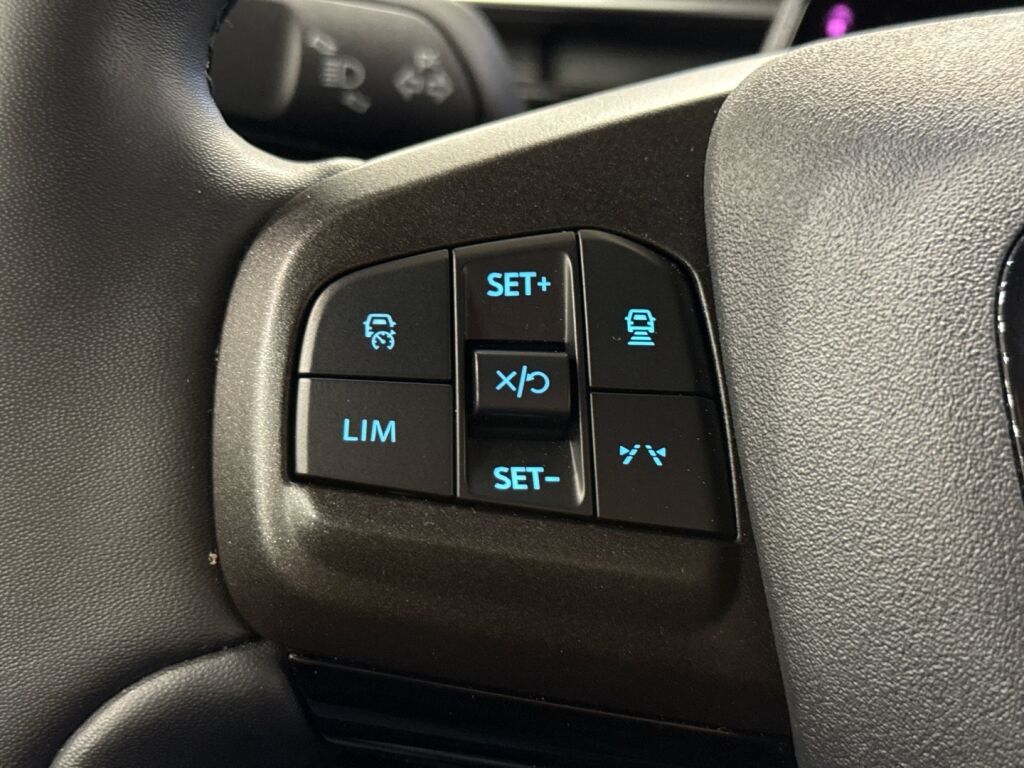 Ford Mustang Mach-E 2022 Valkoinen