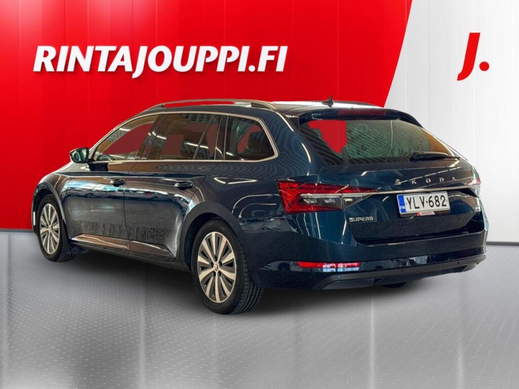 Skoda Superb 2022 Sininen