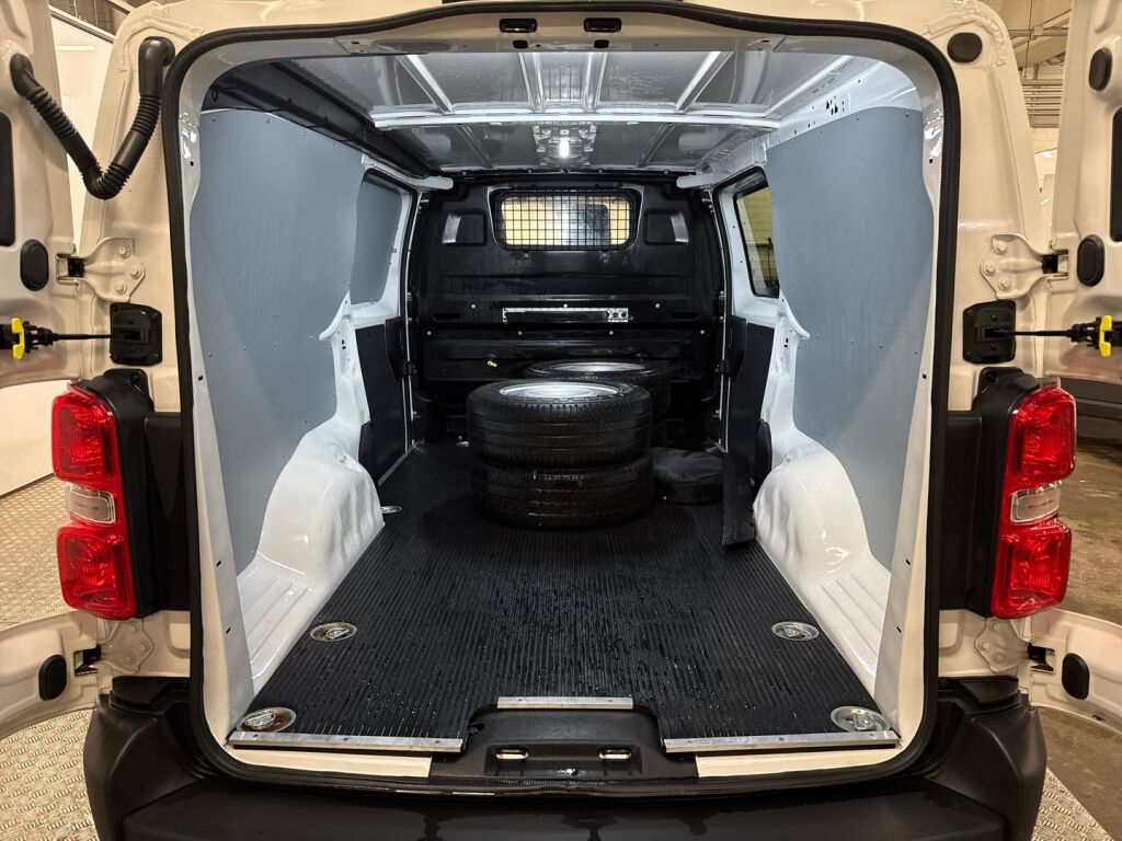 Citroen e-Jumpy 2022 Valkoinen