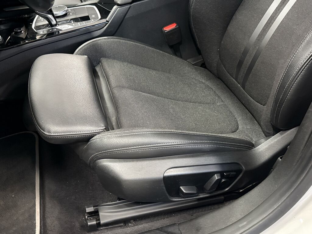 BMW 220 2022 Valkoinen