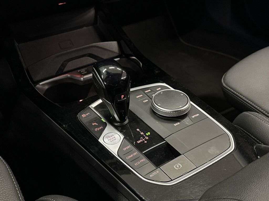 BMW 220 2022 Valkoinen