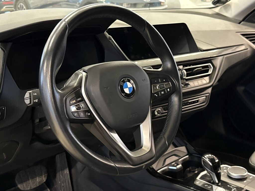 BMW 220 2022 Valkoinen