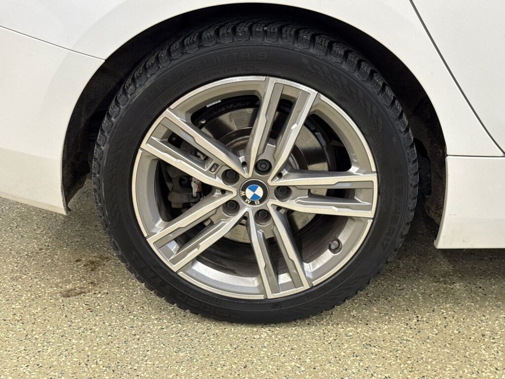 BMW 220 2022 Valkoinen