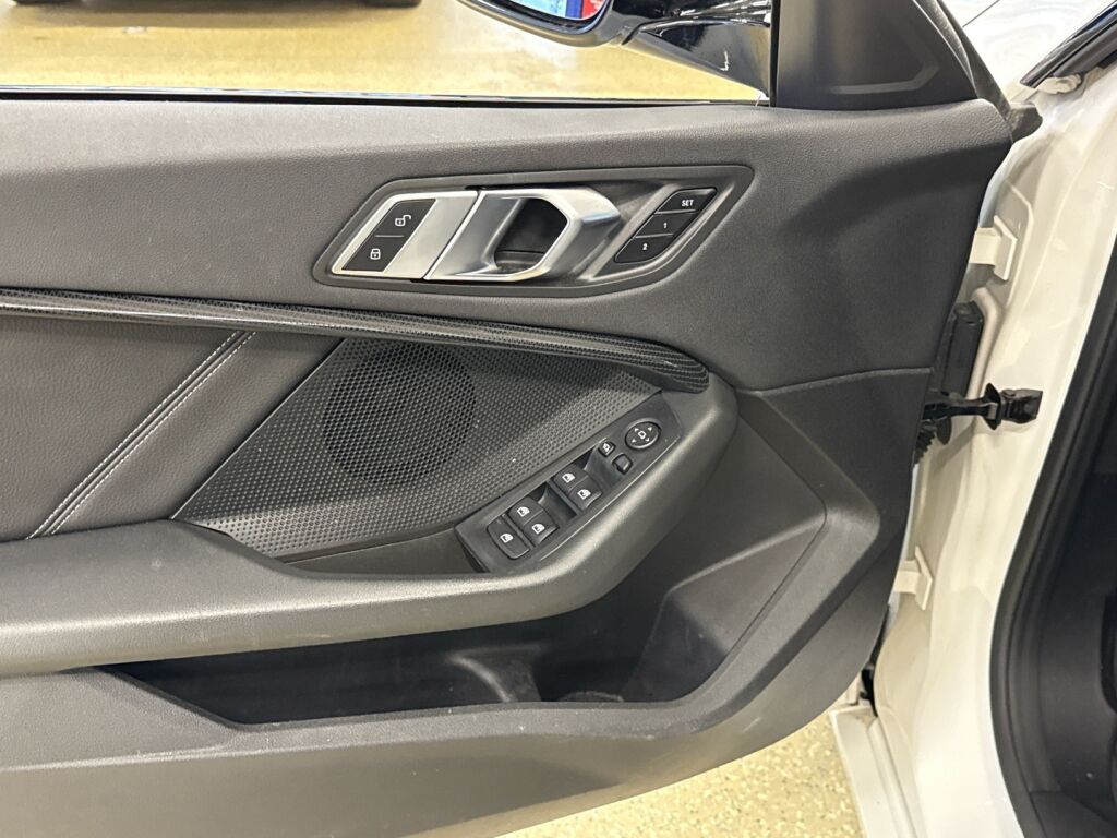 BMW 220 2022 Valkoinen