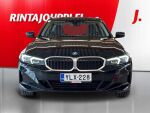 BMW 330 2023 Musta
