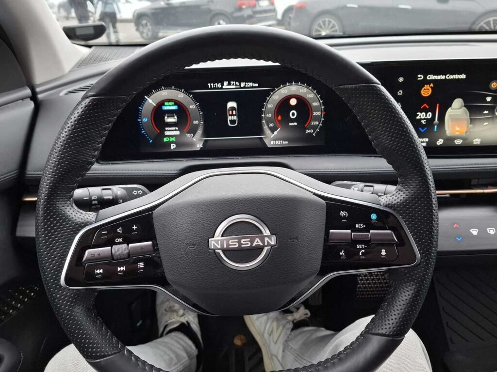 Nissan Ariya 2023 Musta