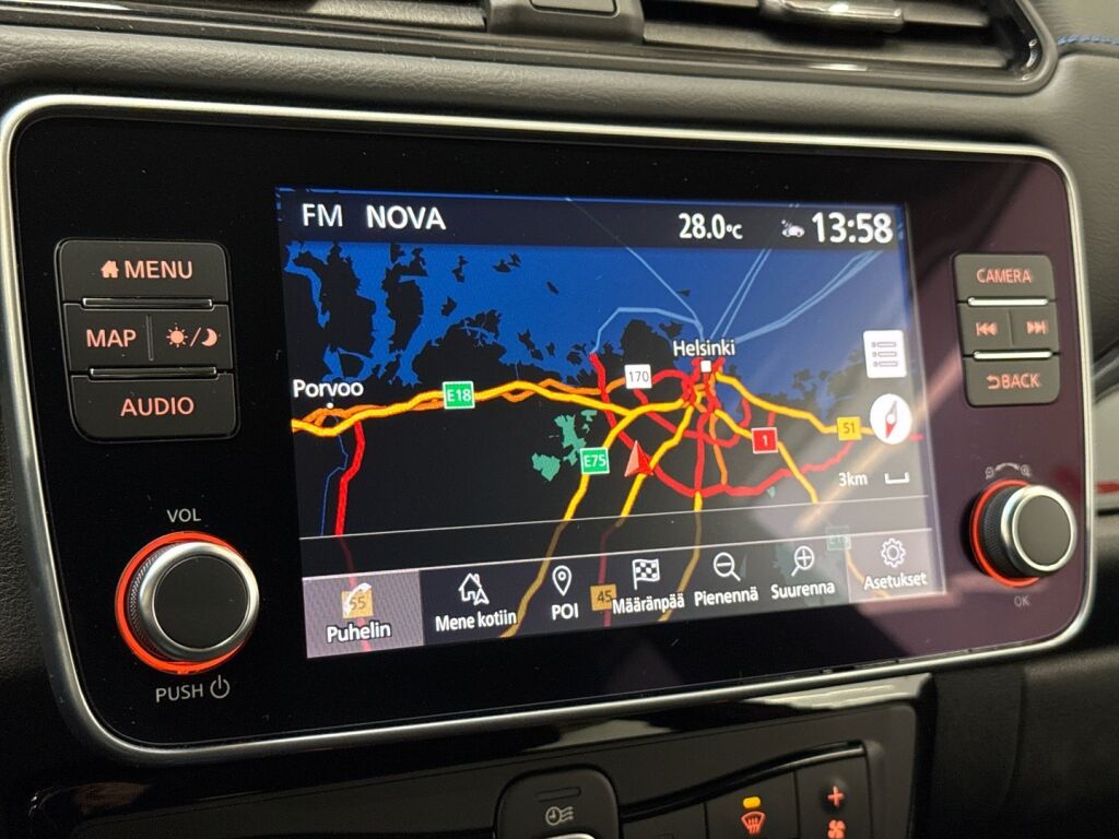 Nissan Leaf 2023 Monivär.