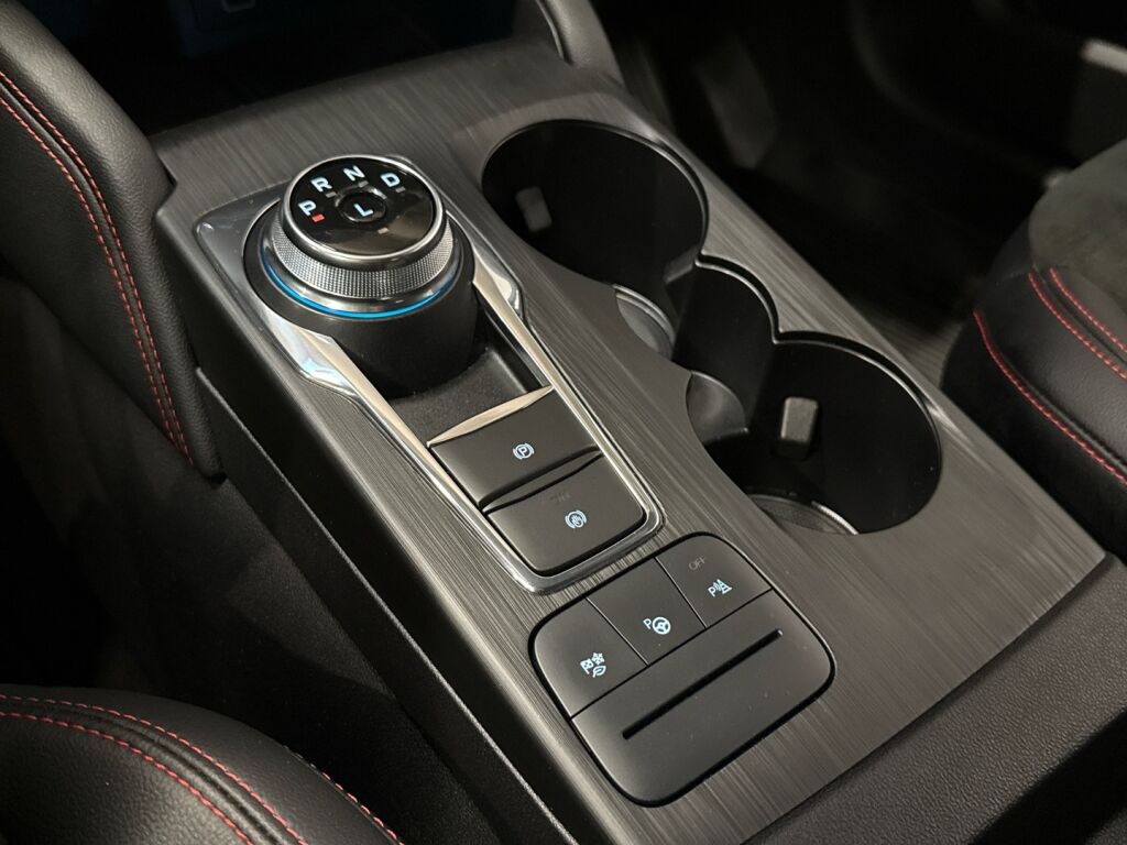 Ford Kuga 2023 Sininen