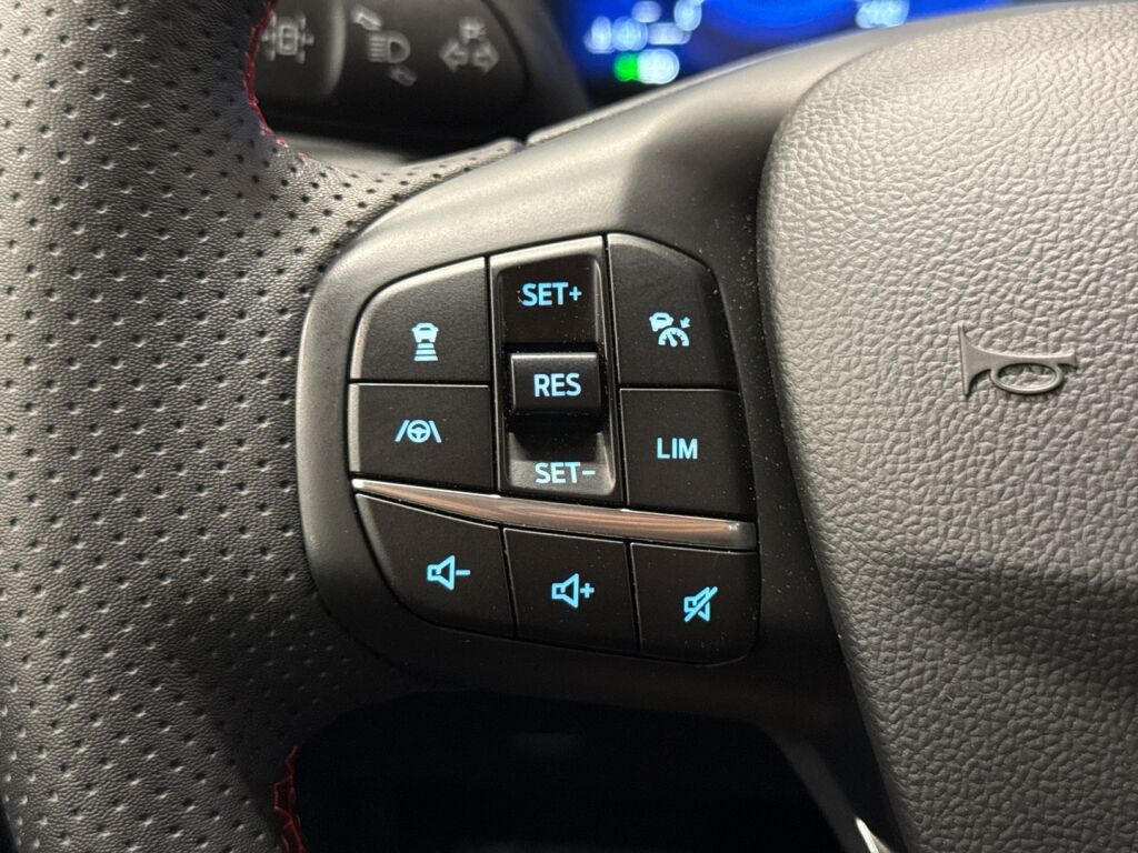 Ford Kuga 2023 Sininen