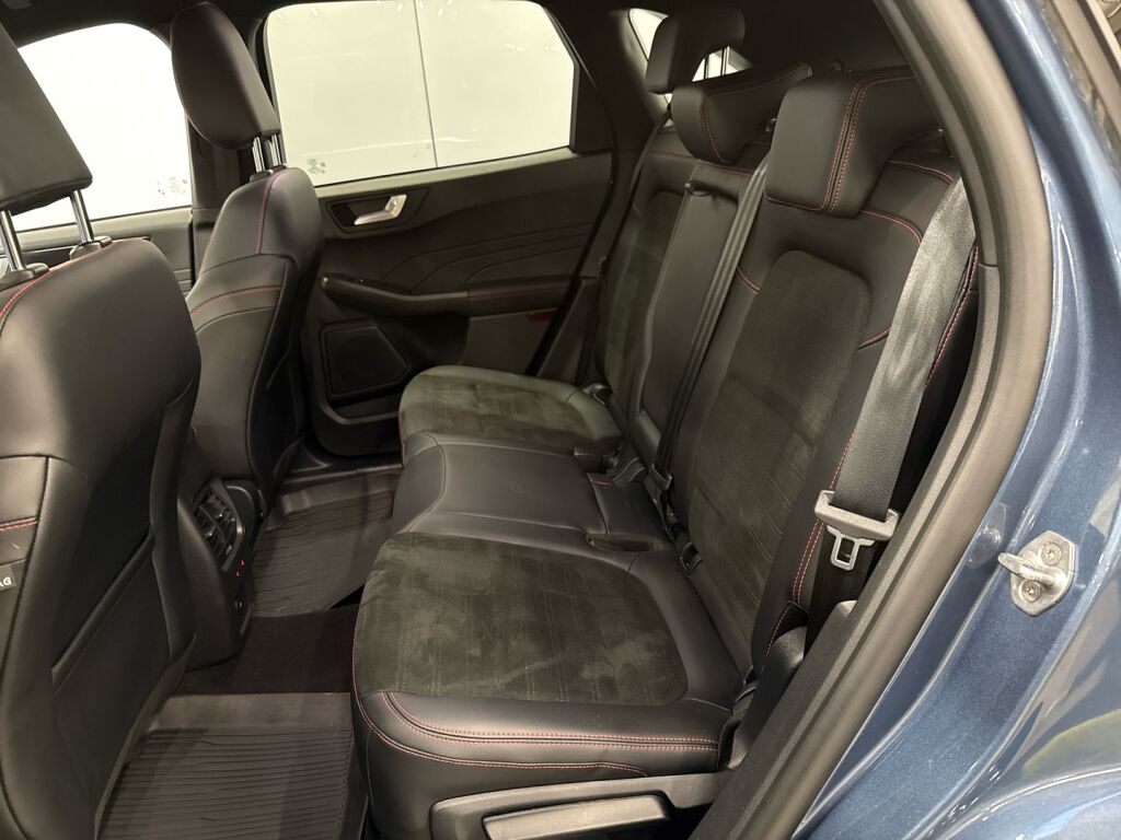 Ford Kuga 2023 Sininen