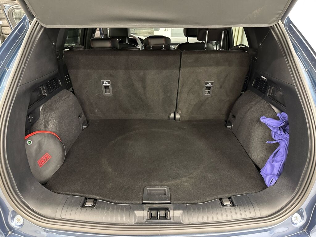 Ford Kuga 2023 Sininen