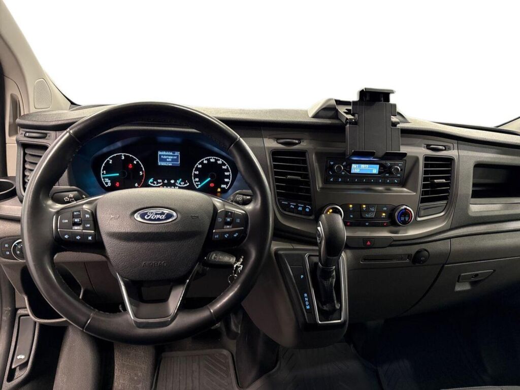 Ford Transit Custom 2023 Valkoinen