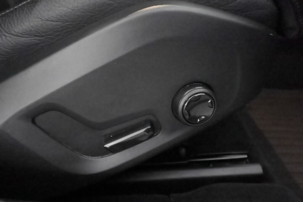 Volvo V90 2017 Sininen