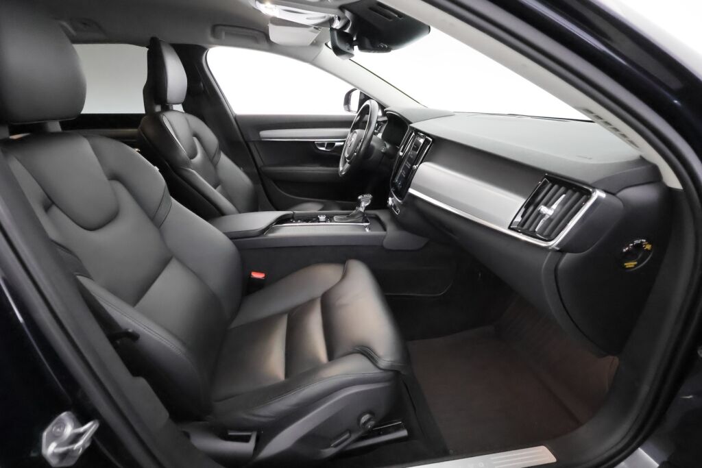 Volvo V90 2017 Sininen