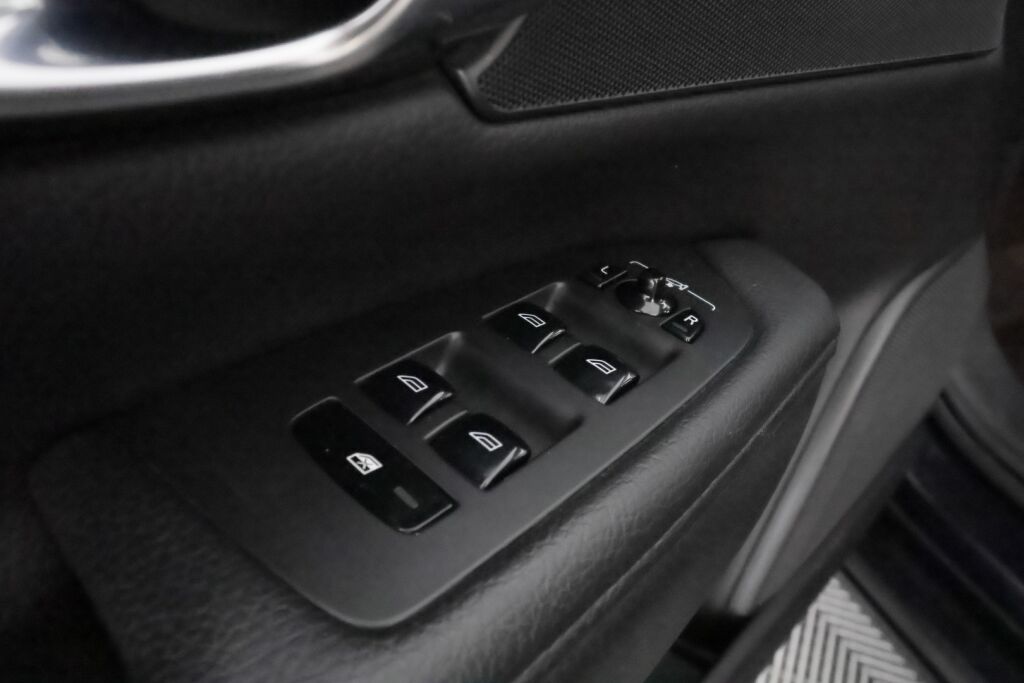 Volvo V90 2017 Sininen