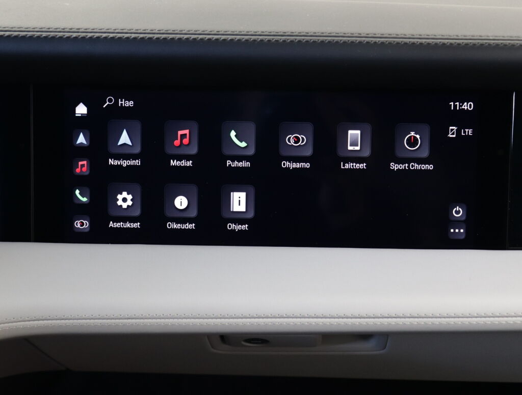 Porsche Taycan 2023 Musta