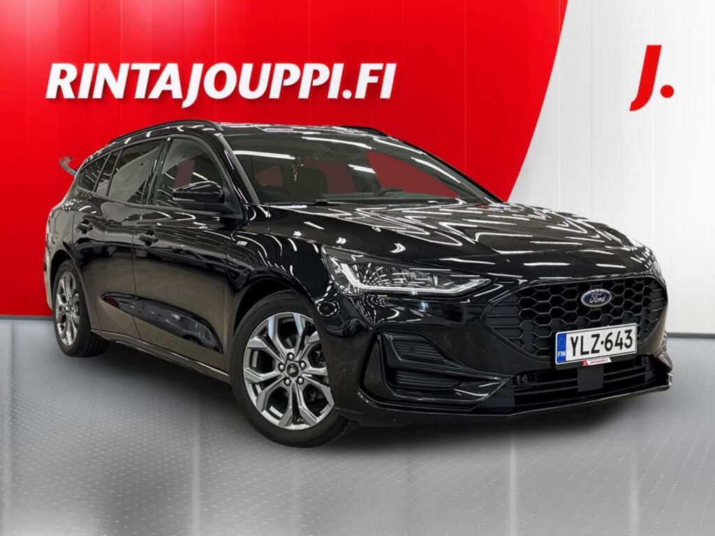 Ford Focus 2023 Musta