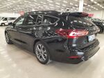Ford Focus 2023 Musta