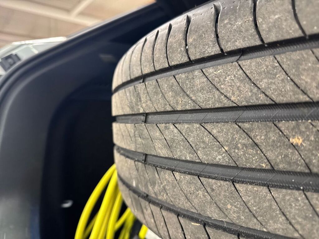 Volkswagen ID.4 2023 Valkoinen