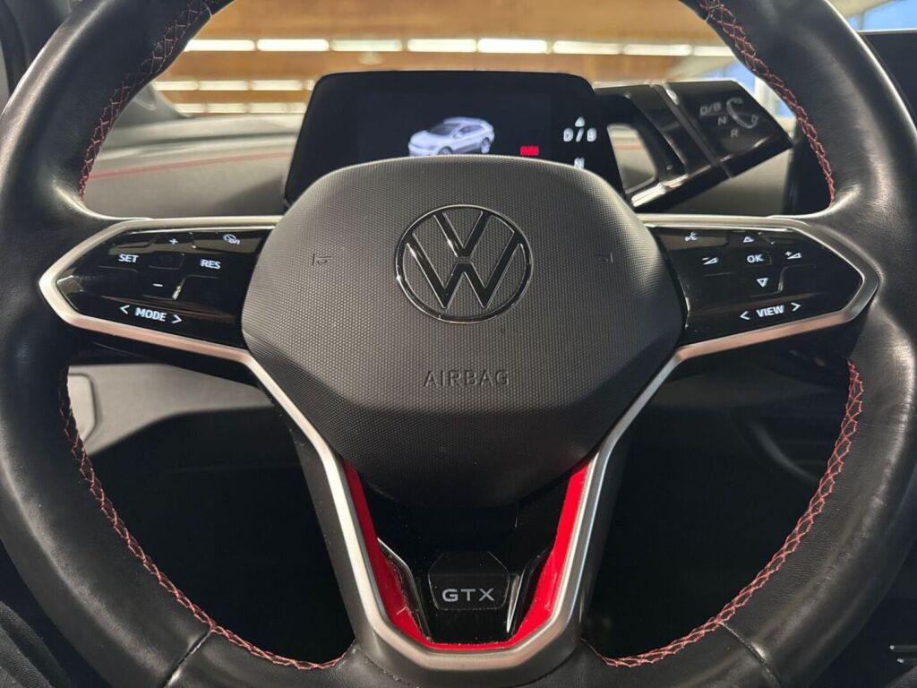 Volkswagen ID.4 2023 Valkoinen