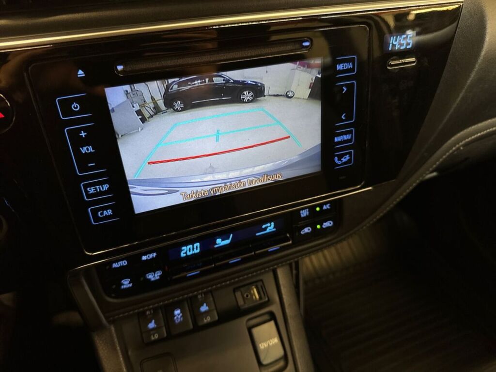 Toyota Auris 2018 Harmaa