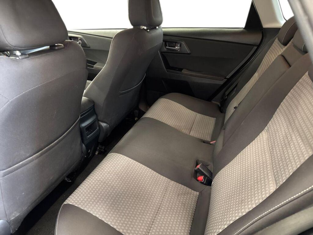 Toyota Auris 2018 Harmaa
