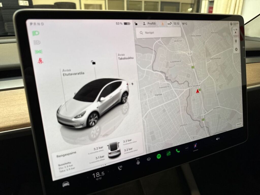 Tesla Model Y 2023 Valkoinen