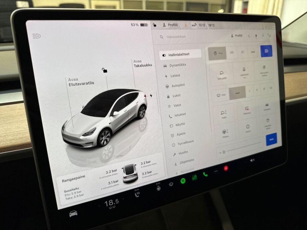 Tesla Model Y 2023 Valkoinen