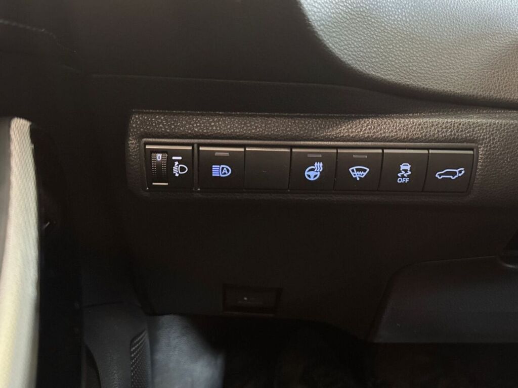 Toyota Corolla 2023 Musta